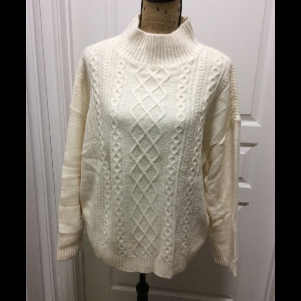 LOFT Plus Ivory Cable Knit Sweater